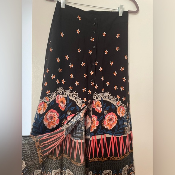 Express buttoned maxi skirt - Picture 2 of 3